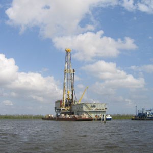 drilling platform in bay drilling platform in bay