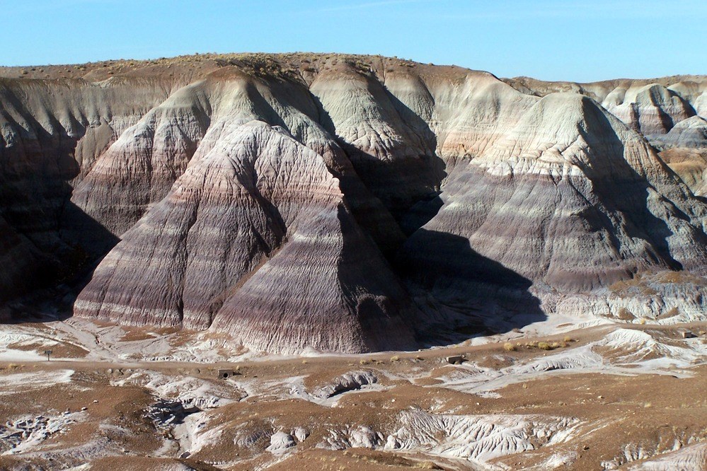 layered rock in rounded canyon walls