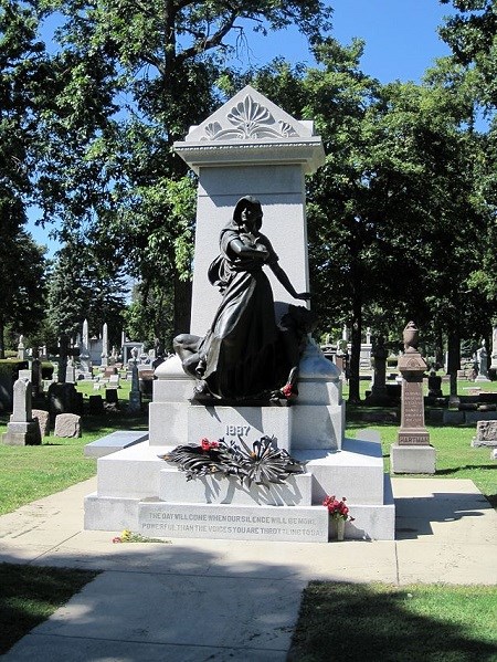 View of the Haymarket Martyrs' Monument