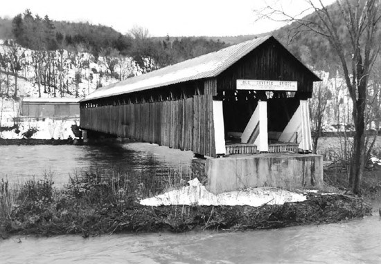 Old Blenheim Bridge in 1974