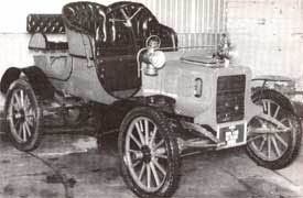 1906 Reo one-cylinder runabout