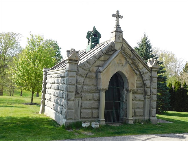 Public Vault: 16 by 20 foot stone vault