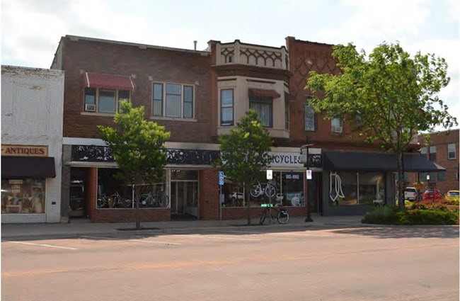 Streetview with several storefronts