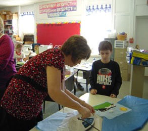 kids working on quilts