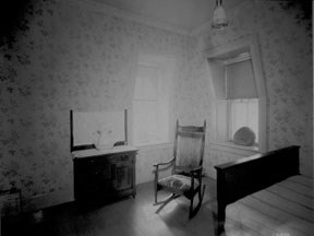 west bedroom