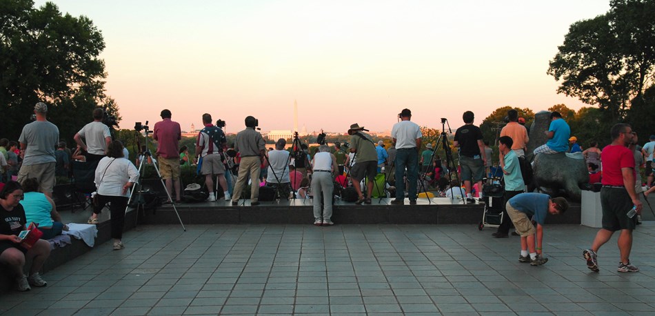 Visitors take photos of Washington, DC from the Netherlands Carillon. Visitors take photos of Washington, DC from the Netherlands Carillon.