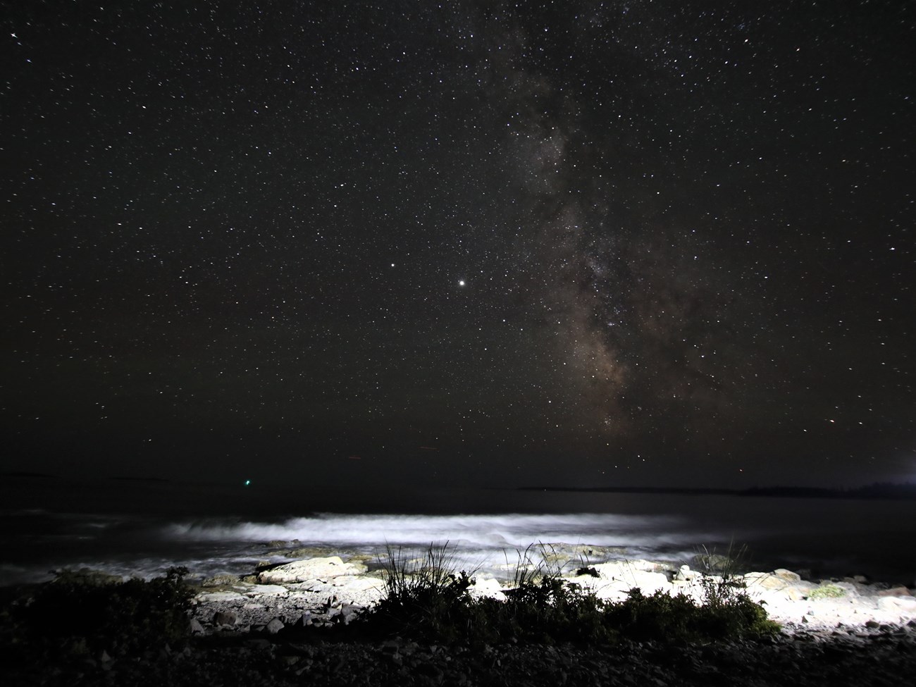 Milky Way over ocean from Seawall Picnic Area