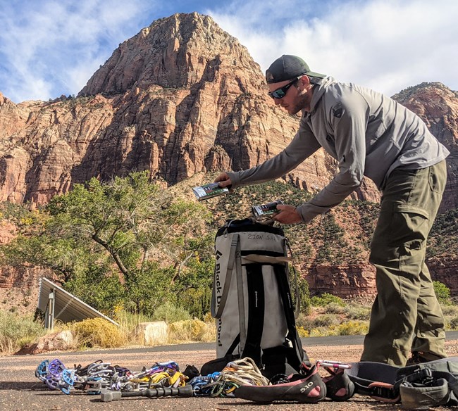 Packing a haul bag for a big wall