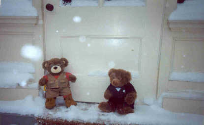 Nat and Parker discover snow.