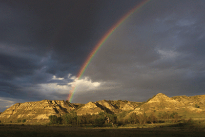 storm-rainbow