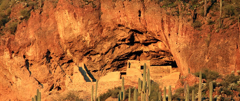 Morning view of the Lower Cliff Dwelling.