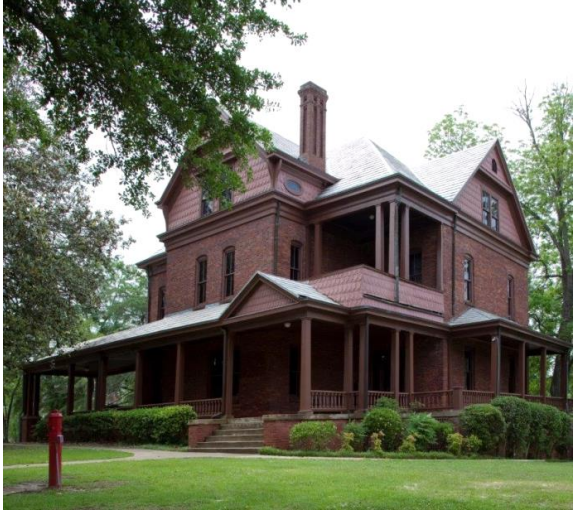 Front, north, westside of The Oaks