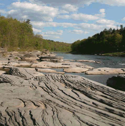 Geologic Features of Upper Delaware at Skinners Falls