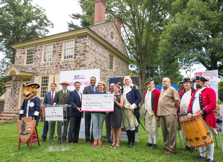 Donation Participants Stand in Front of Washington's Headquarters