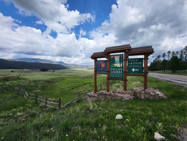 Valles Caldera Entrance Sign