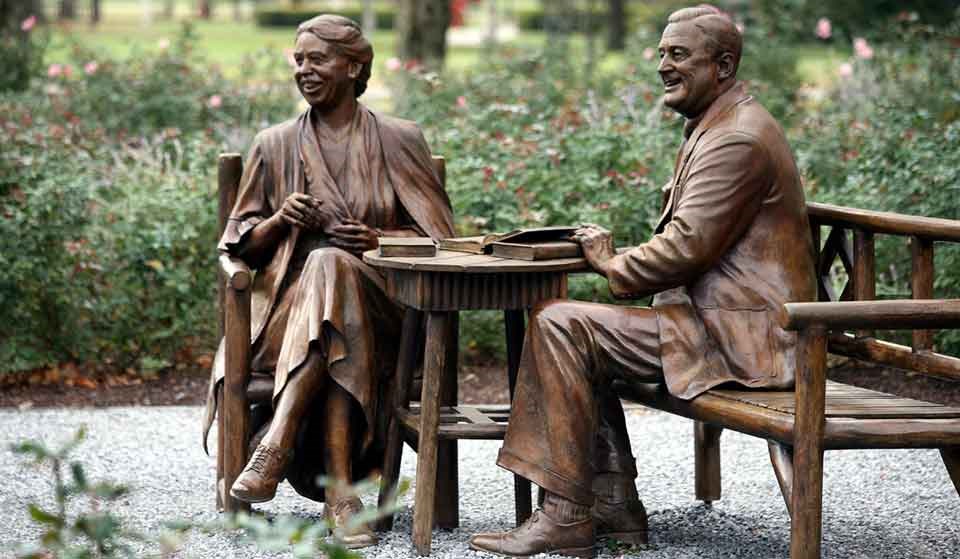 ER and FDR at the Henry A. Wallace Visitor and Education Center ER and FDR at the Henry A. Wallace Visitor and Education Center