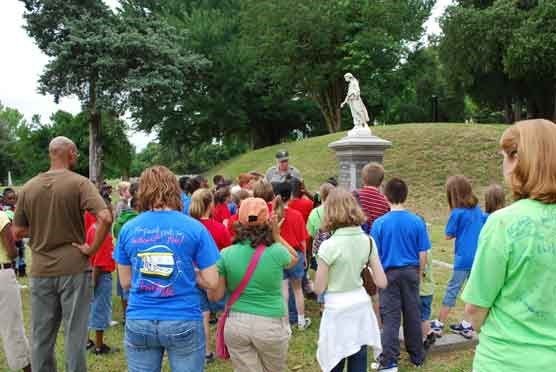 Ranger-led School Program, Vicksburg National Cemetery