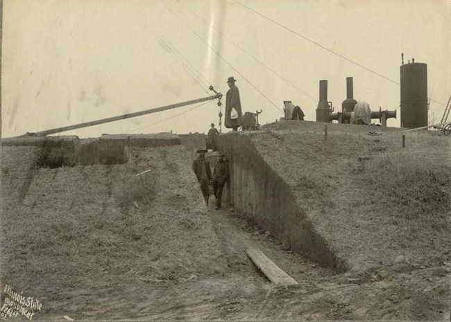 Digging of the memorial's foundation, 1905