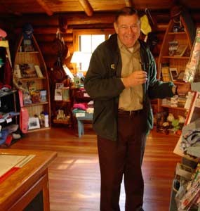 A dedicated volunteer helps at the Ash River Visitor Center. A dedicated volunteer helps at the Ash River Visitor Center.