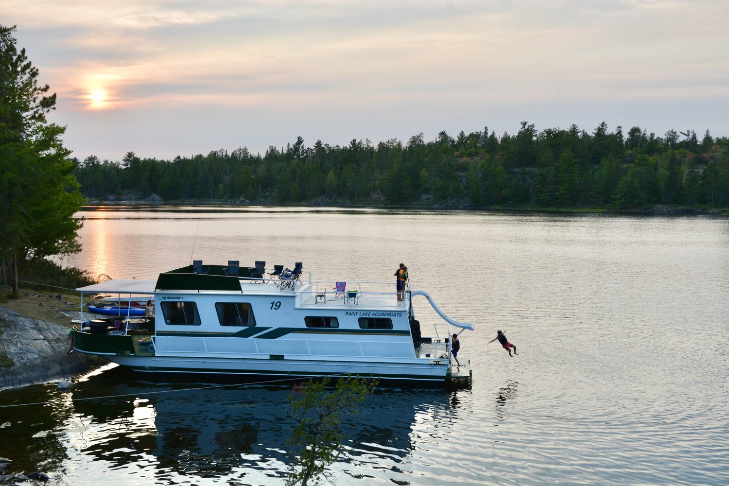 Houseboating in Voyageurs National Park Voyageurs National Park (U.S