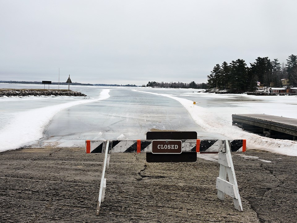 Winter Ice And Trail Conditions Voyageurs National Park U S