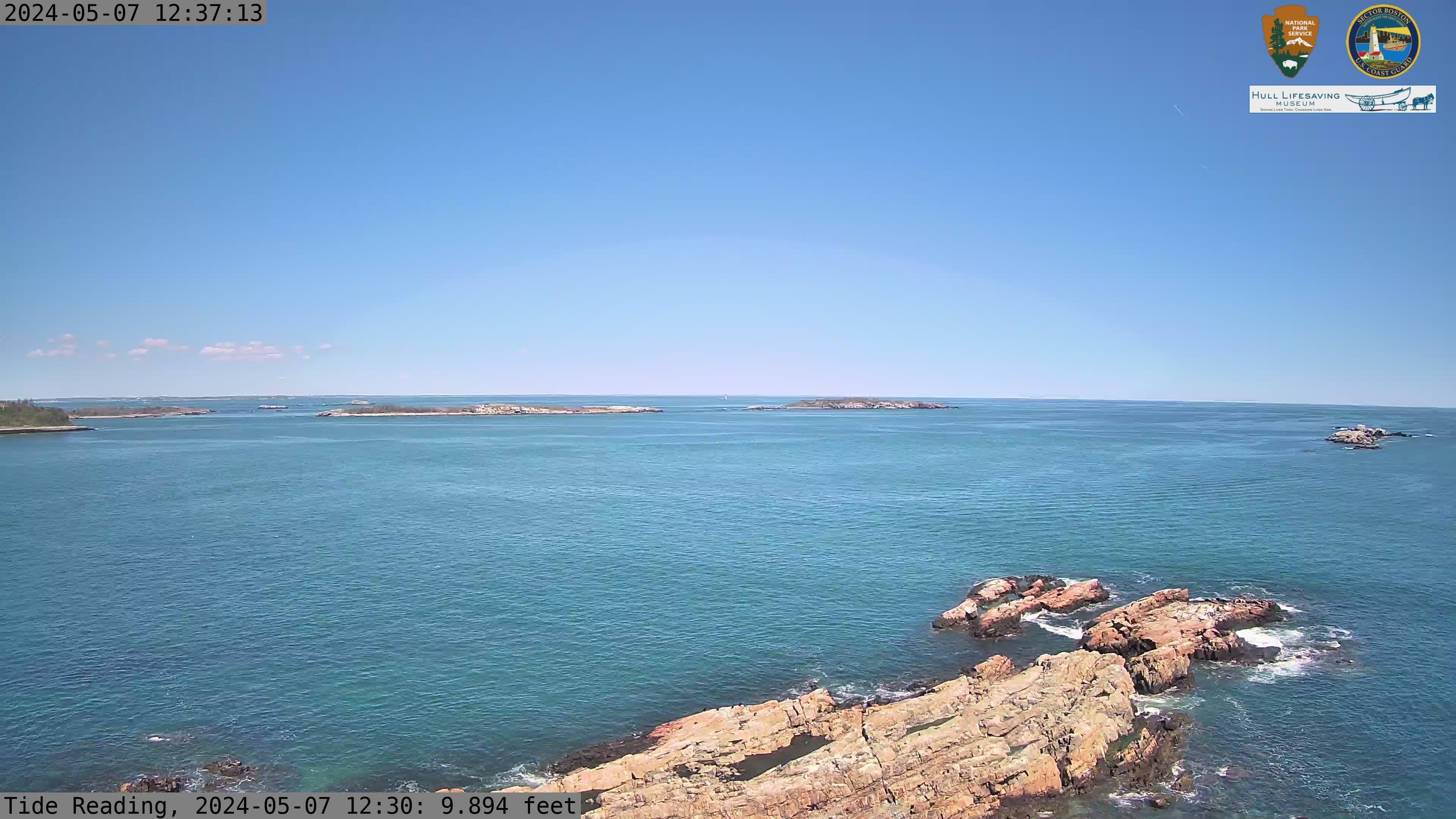 Webcam view of Boston Harbor from the Little Brewster Island Light looking north