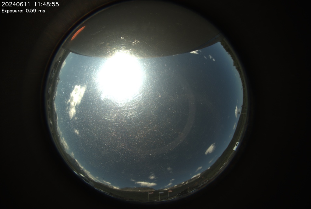 Web Camera is located in Yellowknife, Canada.