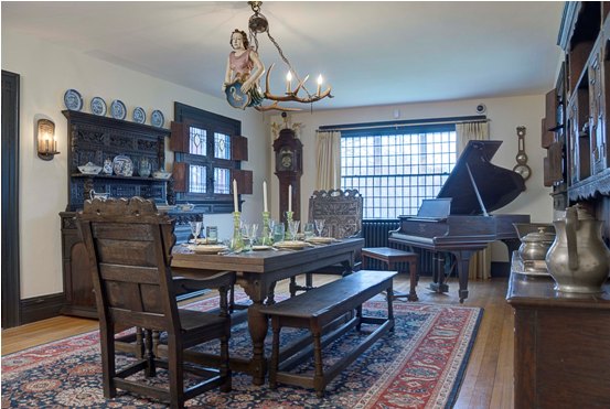 Weir House - View of the Dining Room with Bavarian Chandelier