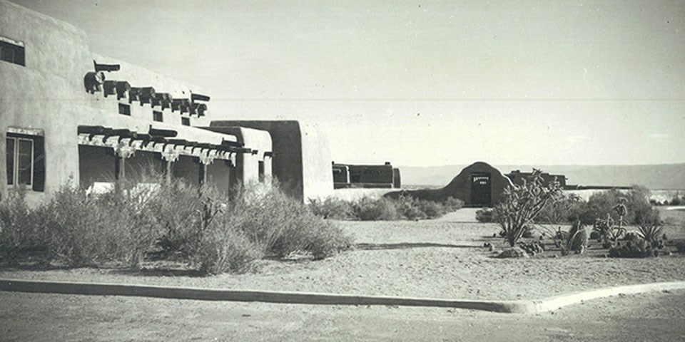 1941 image of visitor center