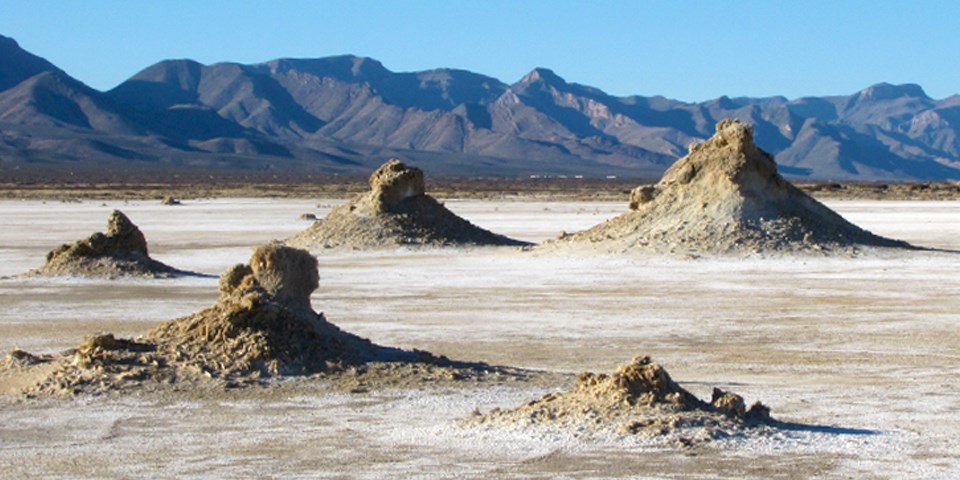 Selenite crystal pedestals near Lake Lucero. Selenite crystal pedestals near Lake Lucero.