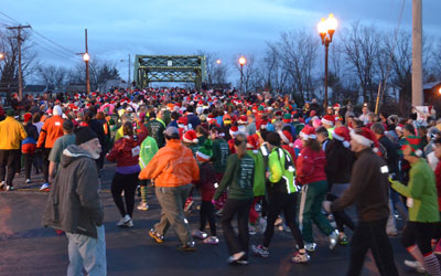 The crowd for the fun run continues.
