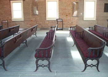 Wesleyan-Chapel-Pews-with-Cushions