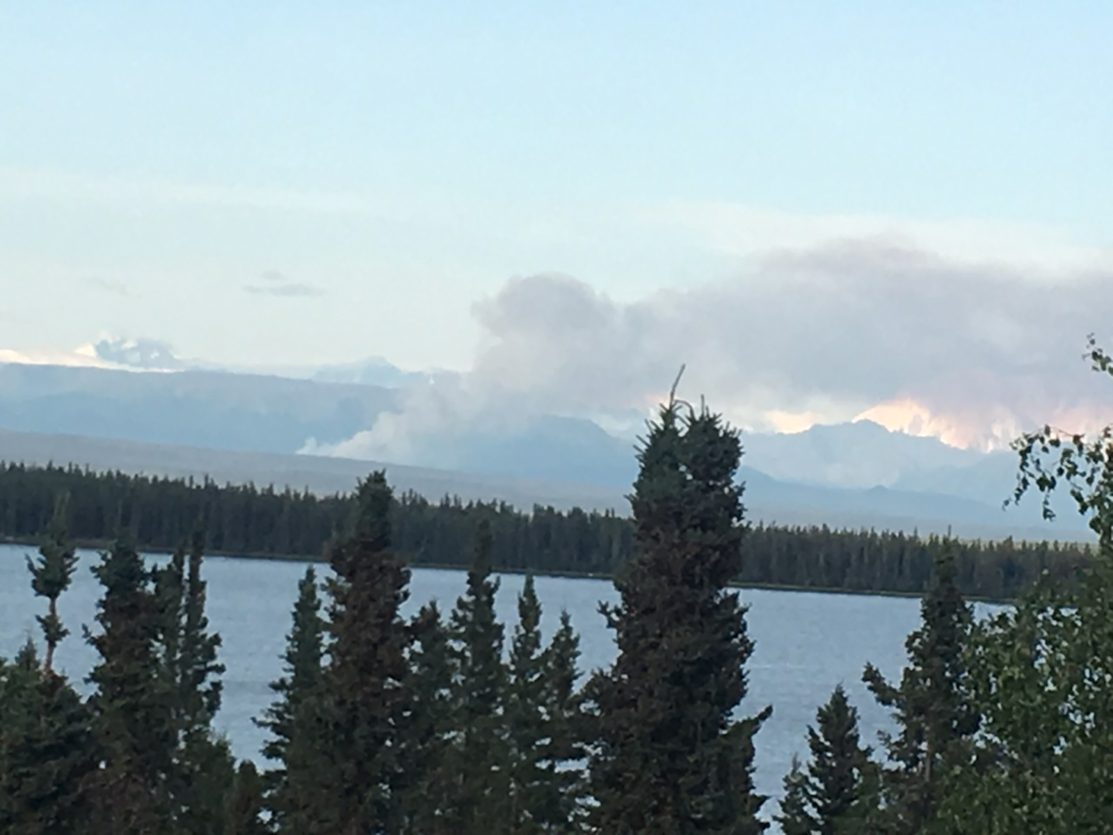 image of smoke from Chetaslina Fire 606