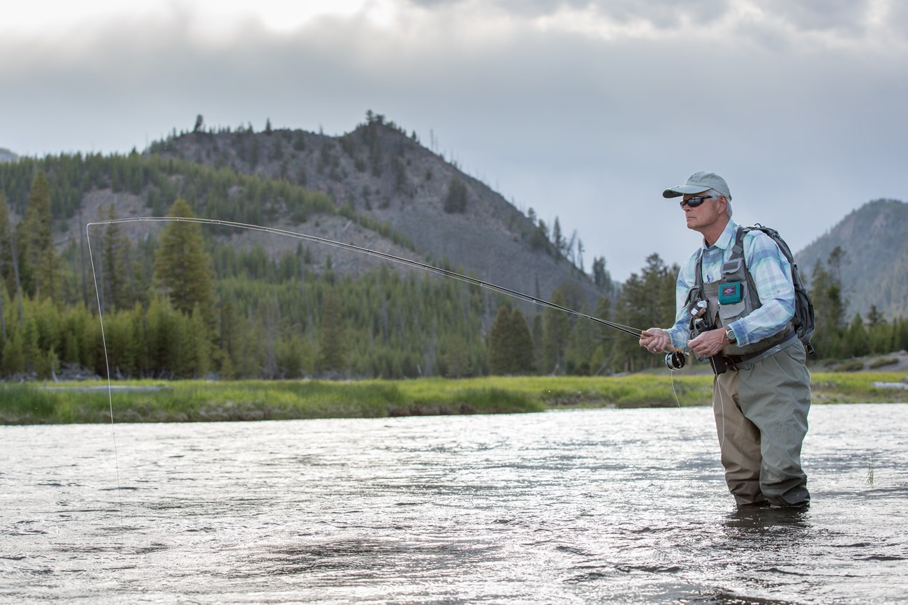 casting_fisherman_YNP