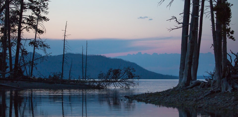 Download Yellowstone Lake Yellowstone National Park U S National Park Service