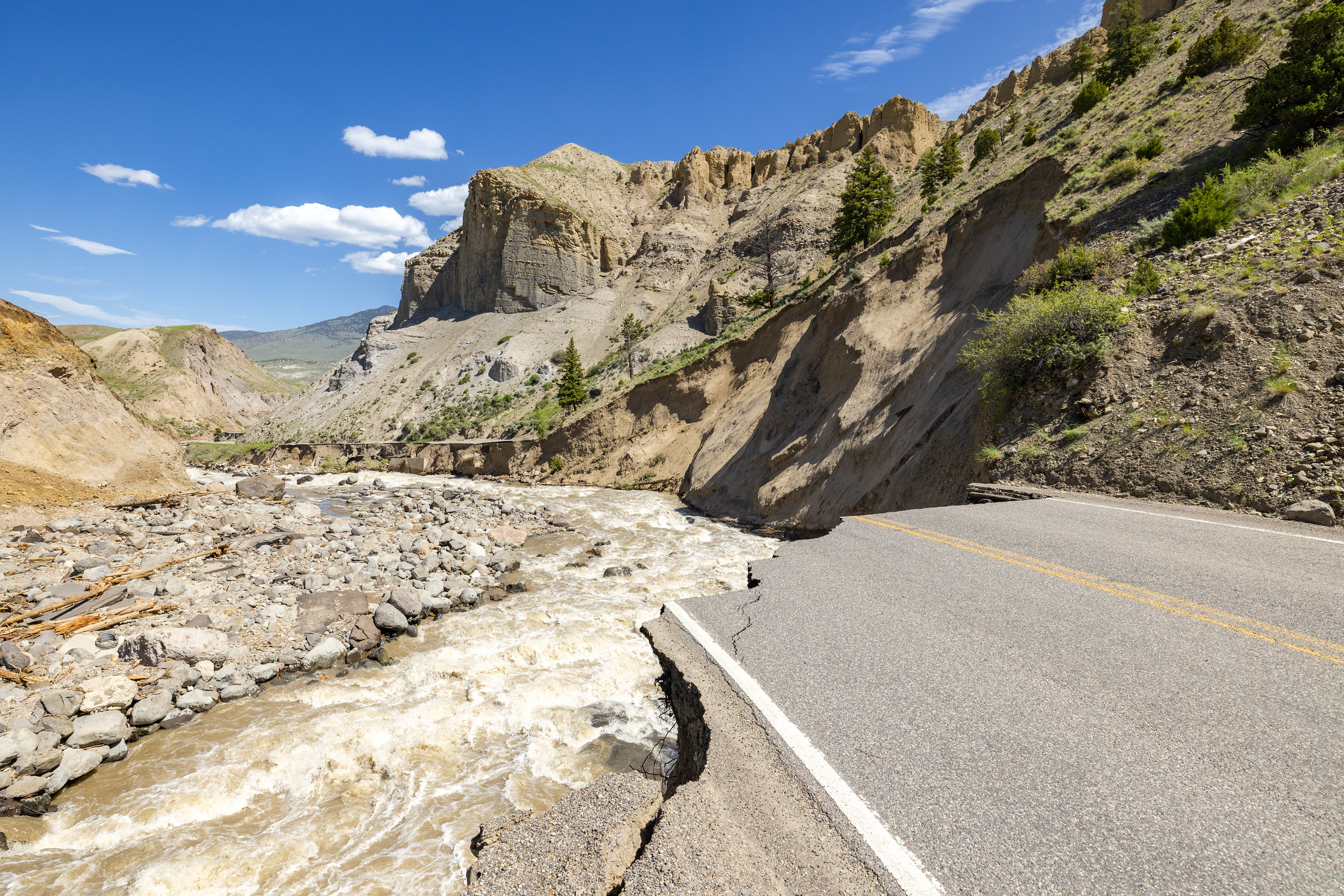 Yellowstone flood event 2022: North Entrance Road washout