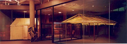 Washington's tent museum exhibit.