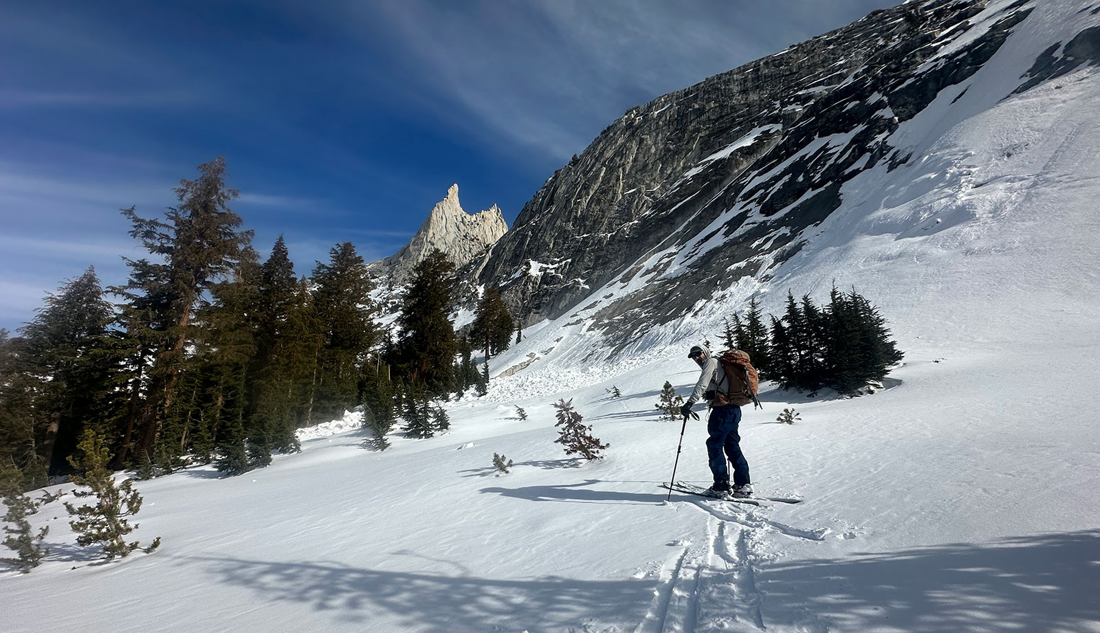 Avalanche on west facing slope near Eichorn Pinnacle on January 2, 2025. Avalanche on west facing slope near Eichorn Pinnacle on January 2, 2025.