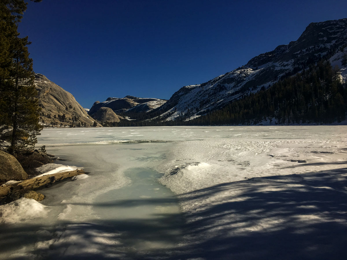 Snowy frozen Tenaya Lake