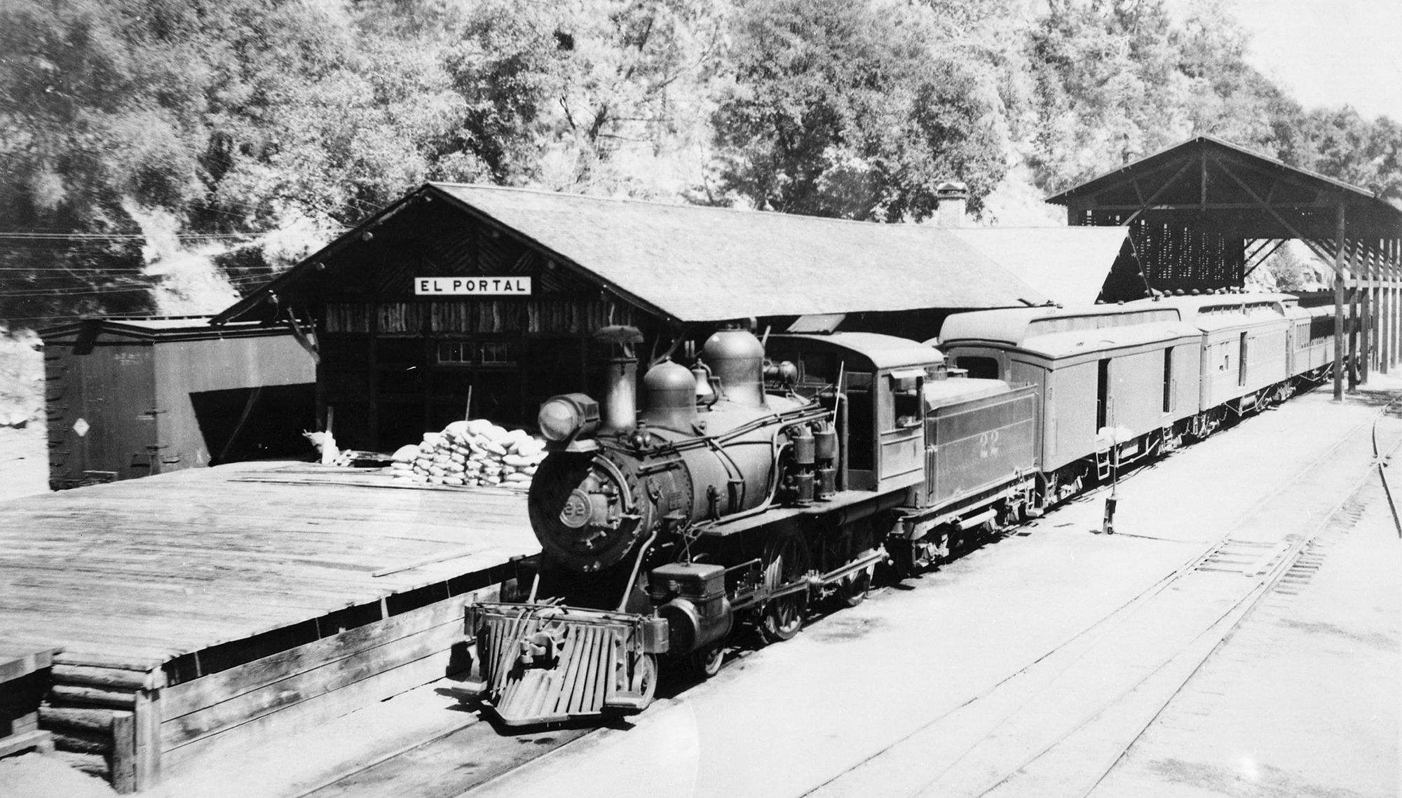 History of the Valley Railway (U.S. National Park Service)