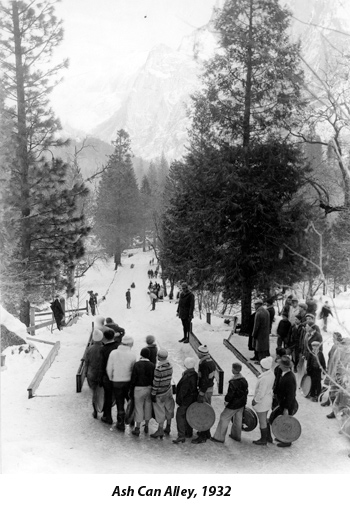 Ash Can Alley, 1932, crowds waiting their turn. 