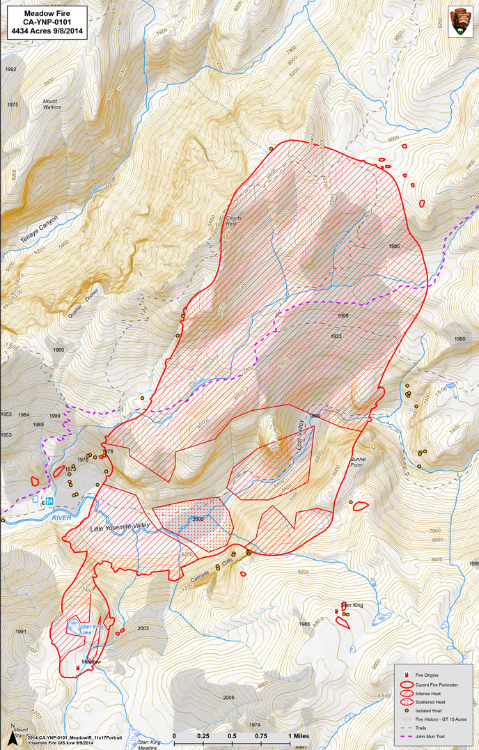 Map showing fire extent from Mount Starr King east to Bunnell Point, north to just northeast of Clouds Rest, south along Sunrise Creek toward Mount Starr King
