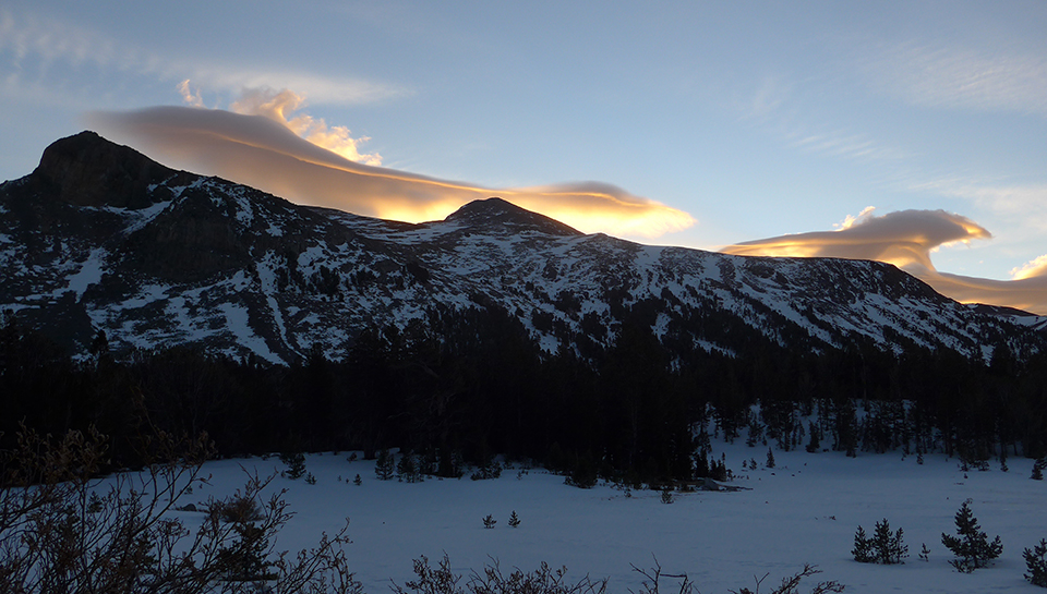 Sierra Wave over Mt. Dana