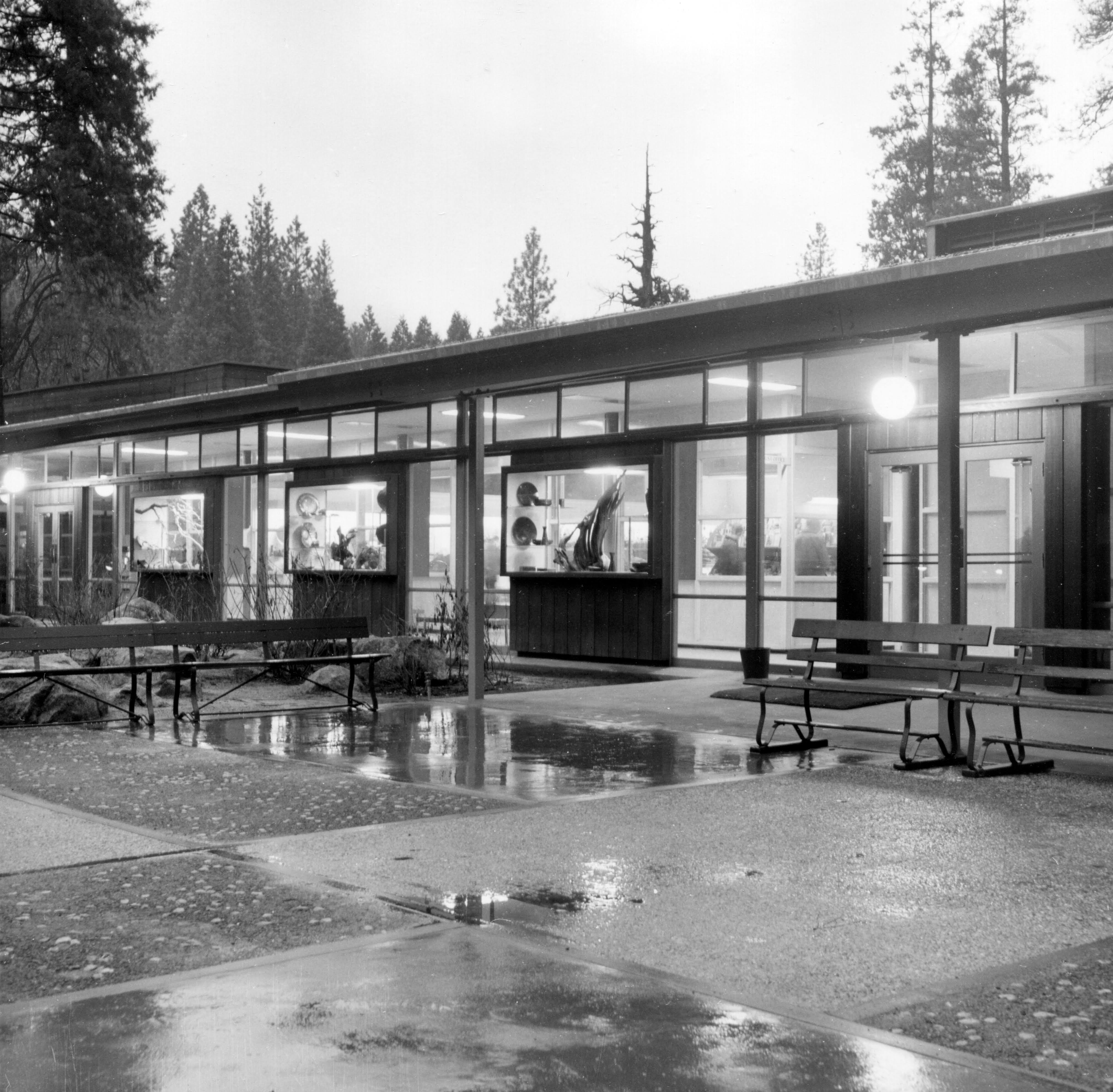 Yosemite Valley Lodge Mission 66 Yosemite National Park (U.S