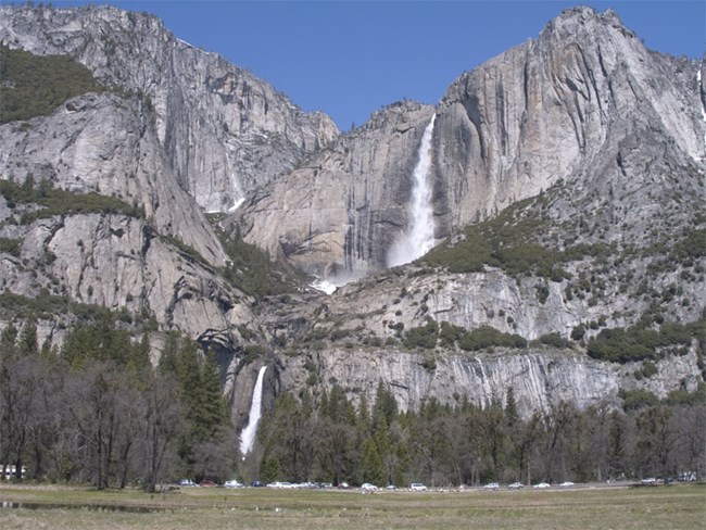 Yosemite Falls and Cook's Meadow,
April 19, 2006.