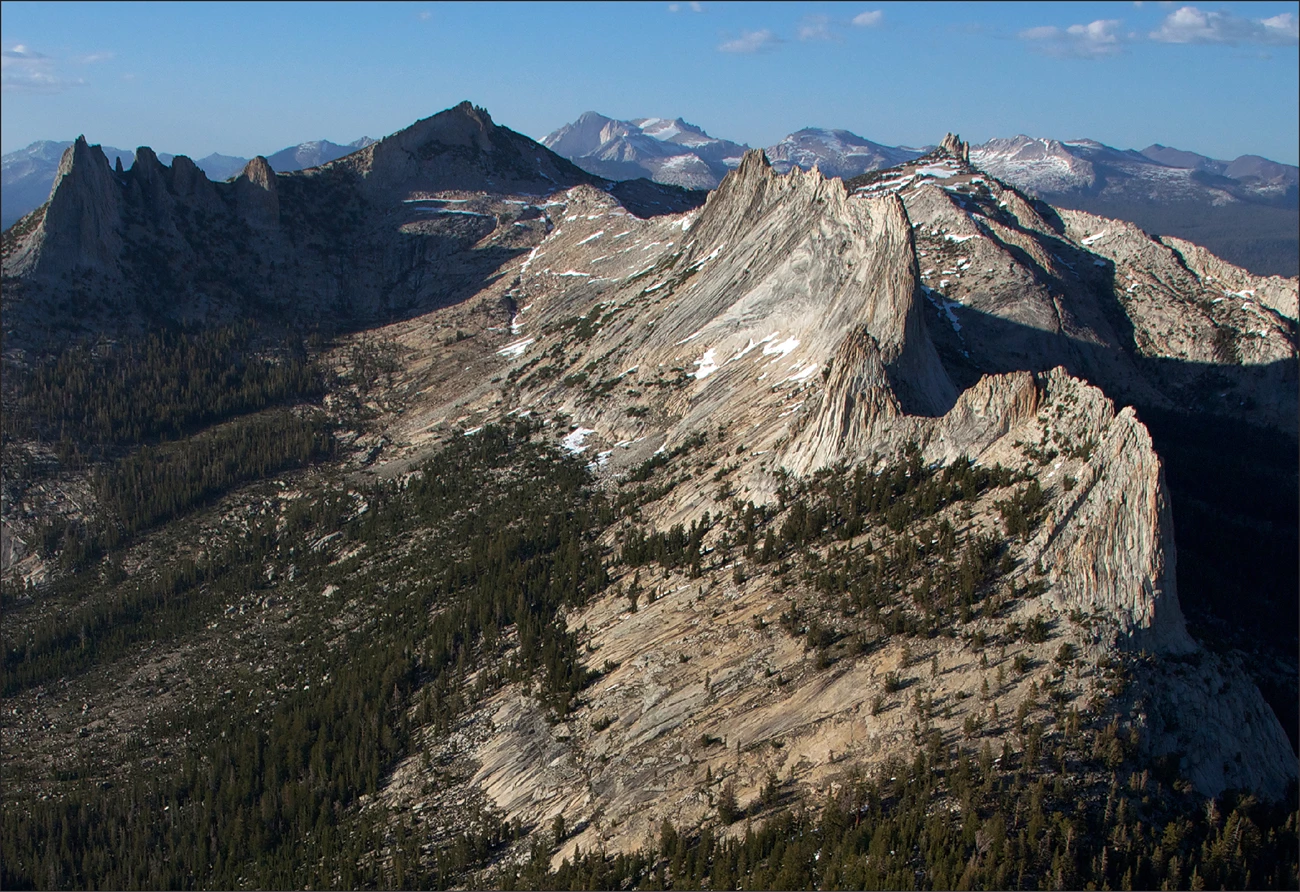 Cathedral Range Glacially sculpted peaks
