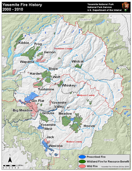 Legend defines three categories of fire marked on a Yosemite boundary map