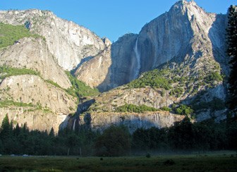 Morning view of Yosemite Falls from Cook&#39;s Meadow