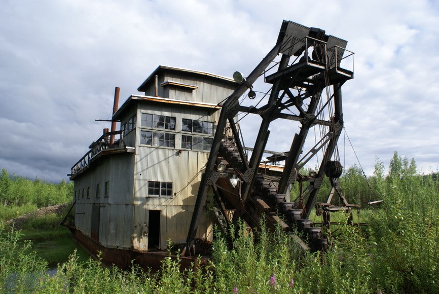 The Coal Creek dredge.