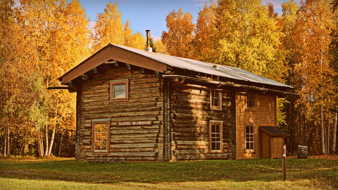 Slaven's Roadhouse in fall colors Slaven's Roadhouse in fall colors